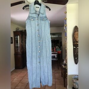 SQUEEZE JEANS , size M , denim dress, sleeveless 100% cotton down  buttons